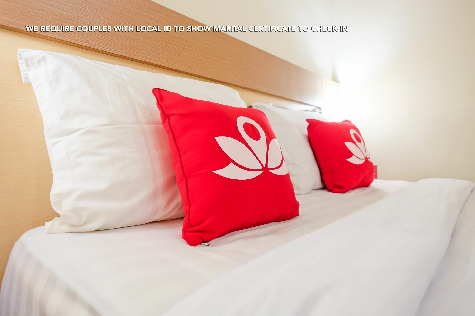 Zen Rooms Near Stasiun Kota Baru Маланг Екстериор снимка