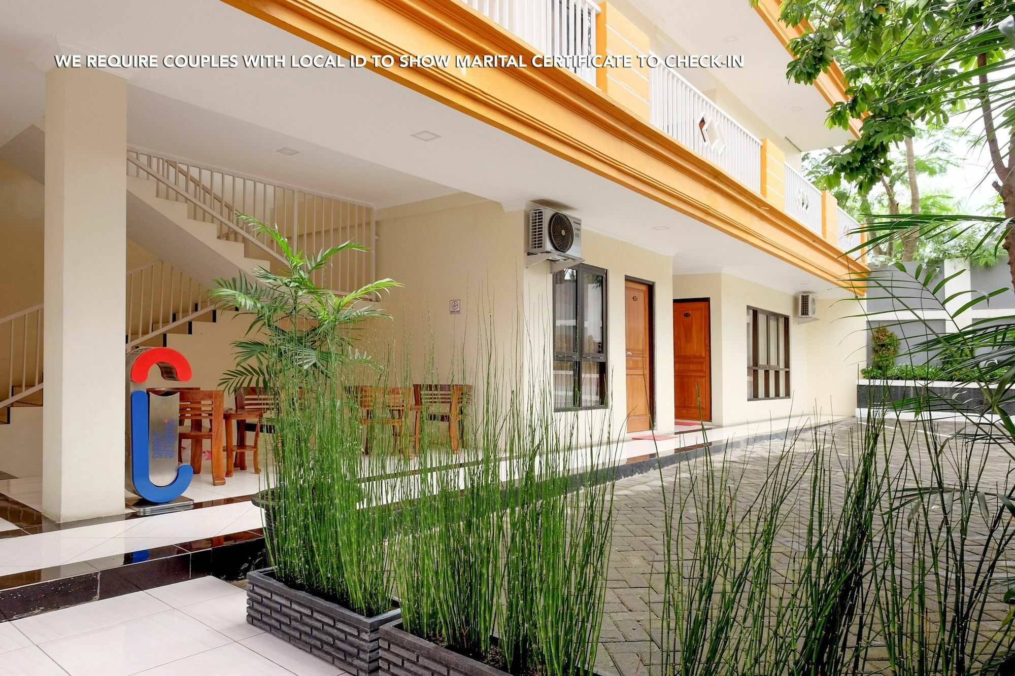Zen Rooms Near Stasiun Kota Baru Маланг Екстериор снимка